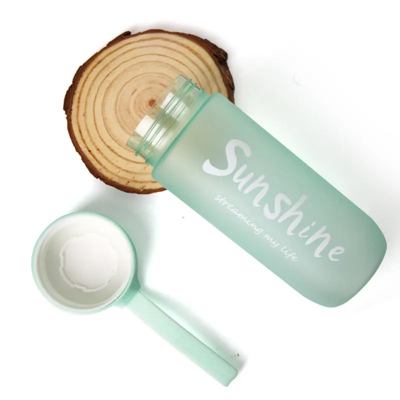 Plastic Matte Water Cup Outdoor Sports Cold Juice Water Cup Creative Frosted Water Bottle Kitchen Drinkware Couple Mug 600ML