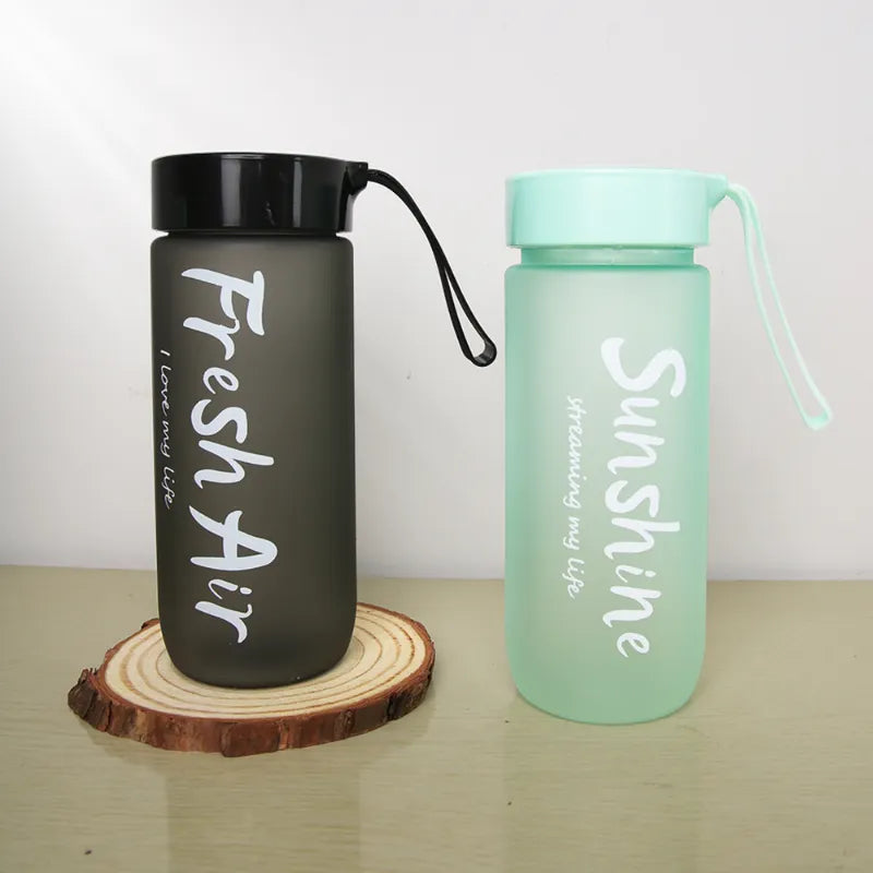 Plastic Matte Water Cup Outdoor Sports Cold Juice Water Cup Creative Frosted Water Bottle Kitchen Drinkware Couple Mug 600ML