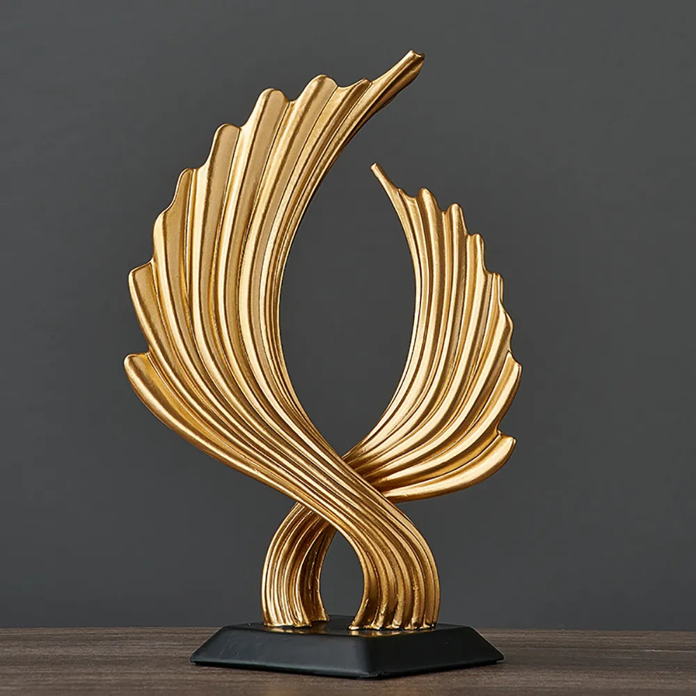 Luxury Aesthetic Art Statue Resin Modern Living Room Ornaments Golden Sculptures & Figurines Crafts Home Decor Office Decor Gift